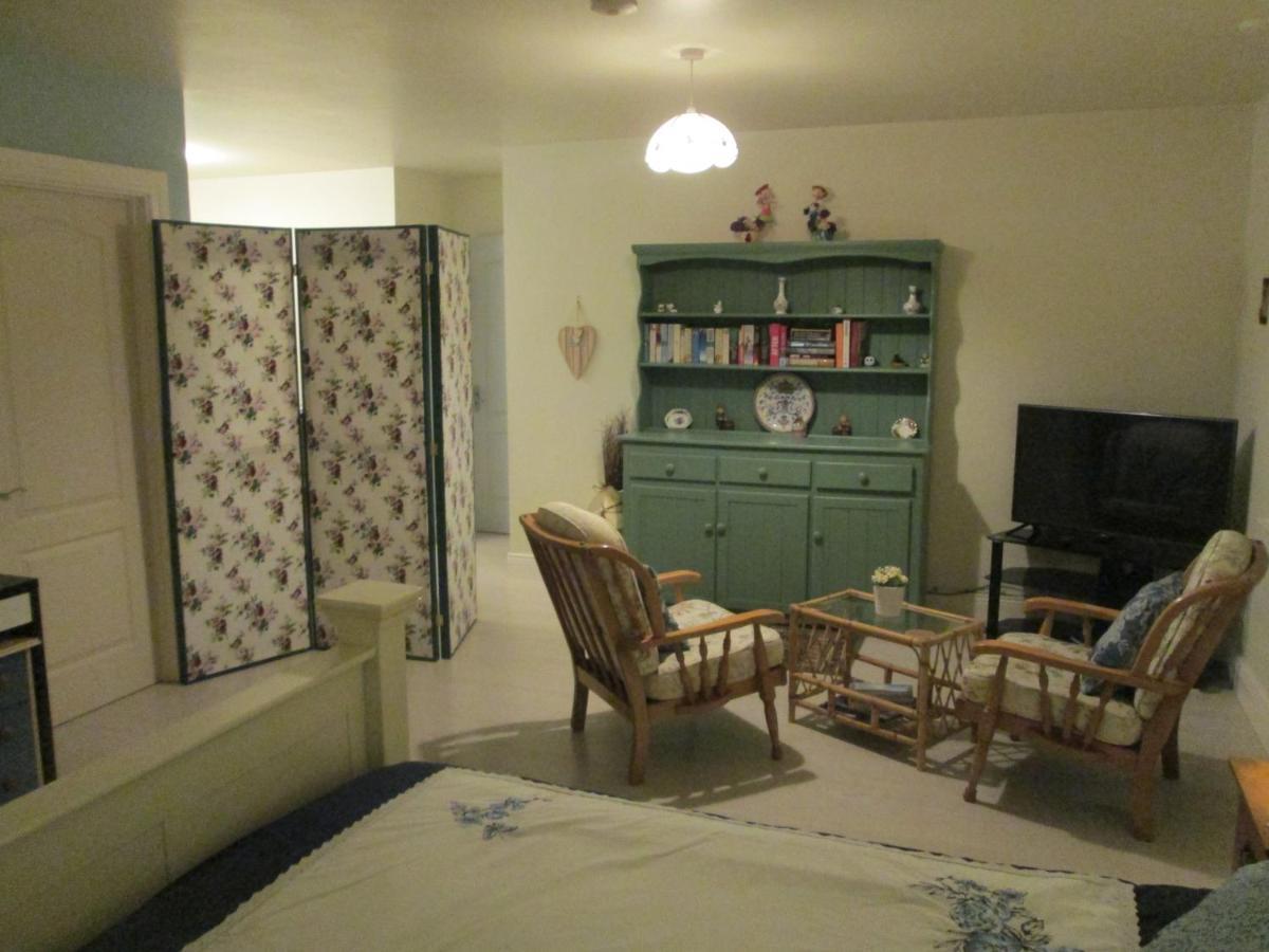 The Willow Room Ashford Eksteriør bilde